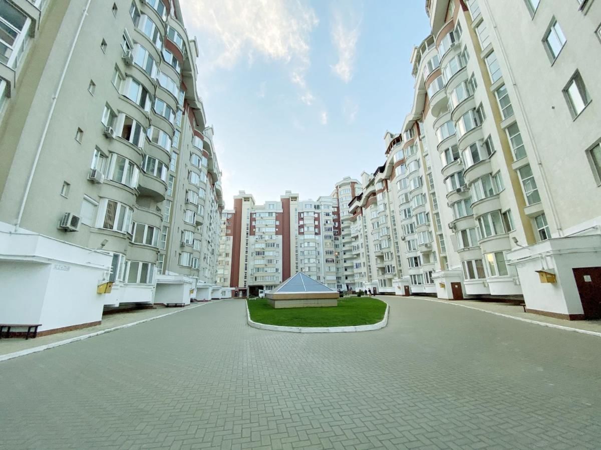 Апартаменты RenT LUX AparTmenTs Lev Tolstoi 24/1. Кишинёв-19