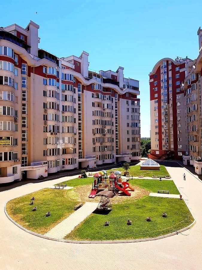 Апартаменты RenT LUX AparTmenTs Lev Tolstoi 24/1. Кишинёв-5