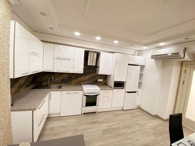 Апартаменты RenT LUX AparTmenTs Lev Tolstoi 24/1. Кишинёв-24